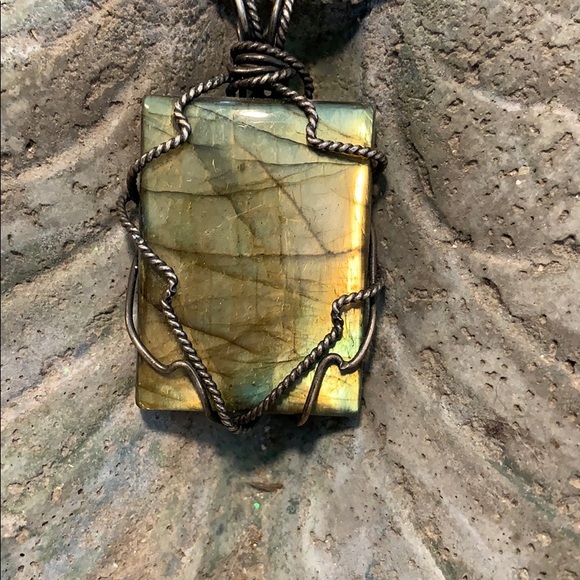 Handcrafted Labradorite pendant